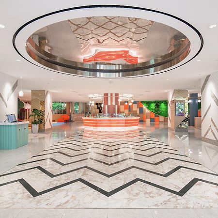 Furama Riverfront Singapore Exterior photo