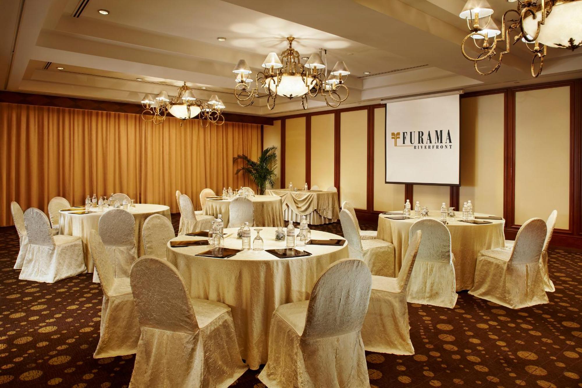 Furama Riverfront Singapore Exterior photo