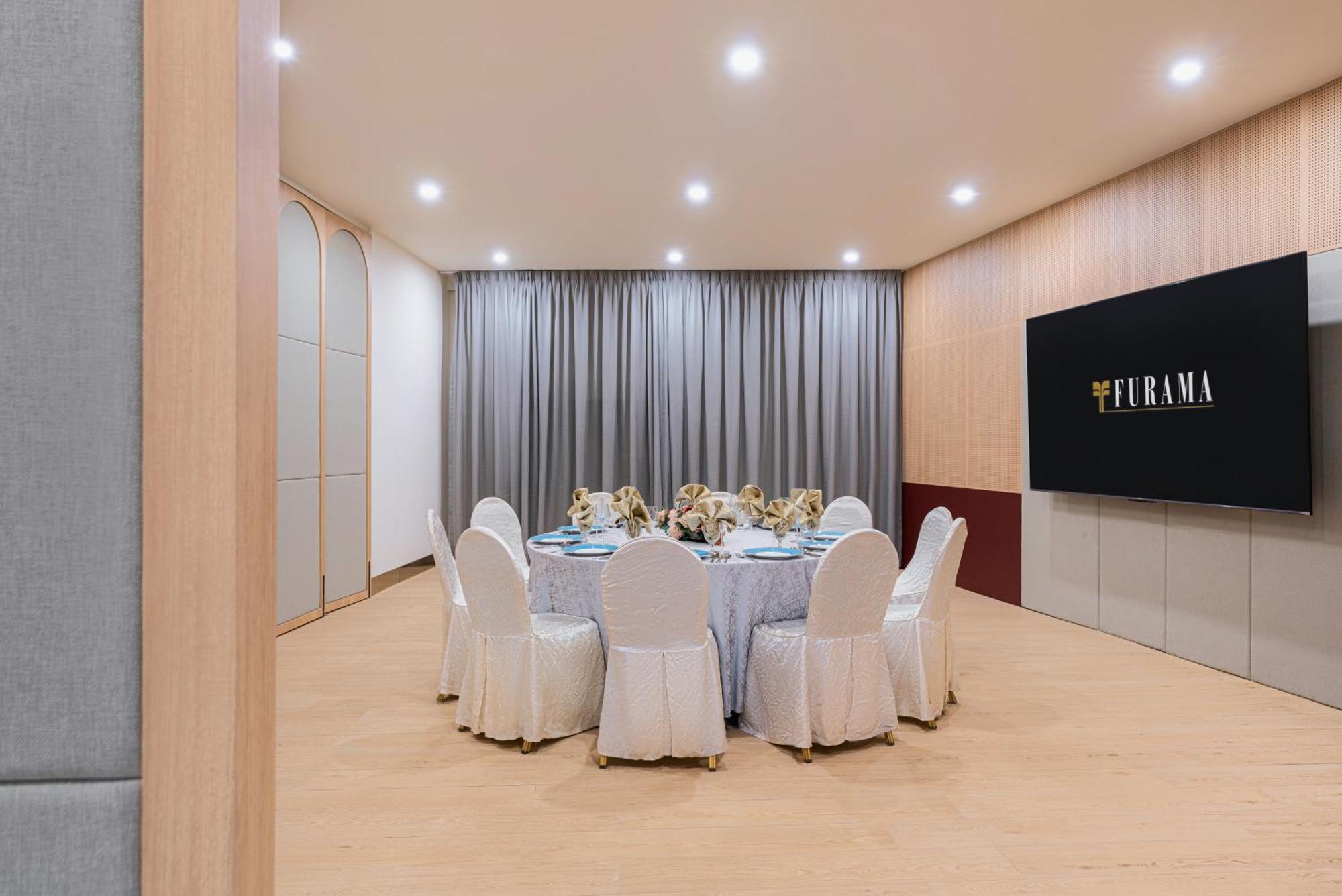 Furama Riverfront Singapore Exterior photo